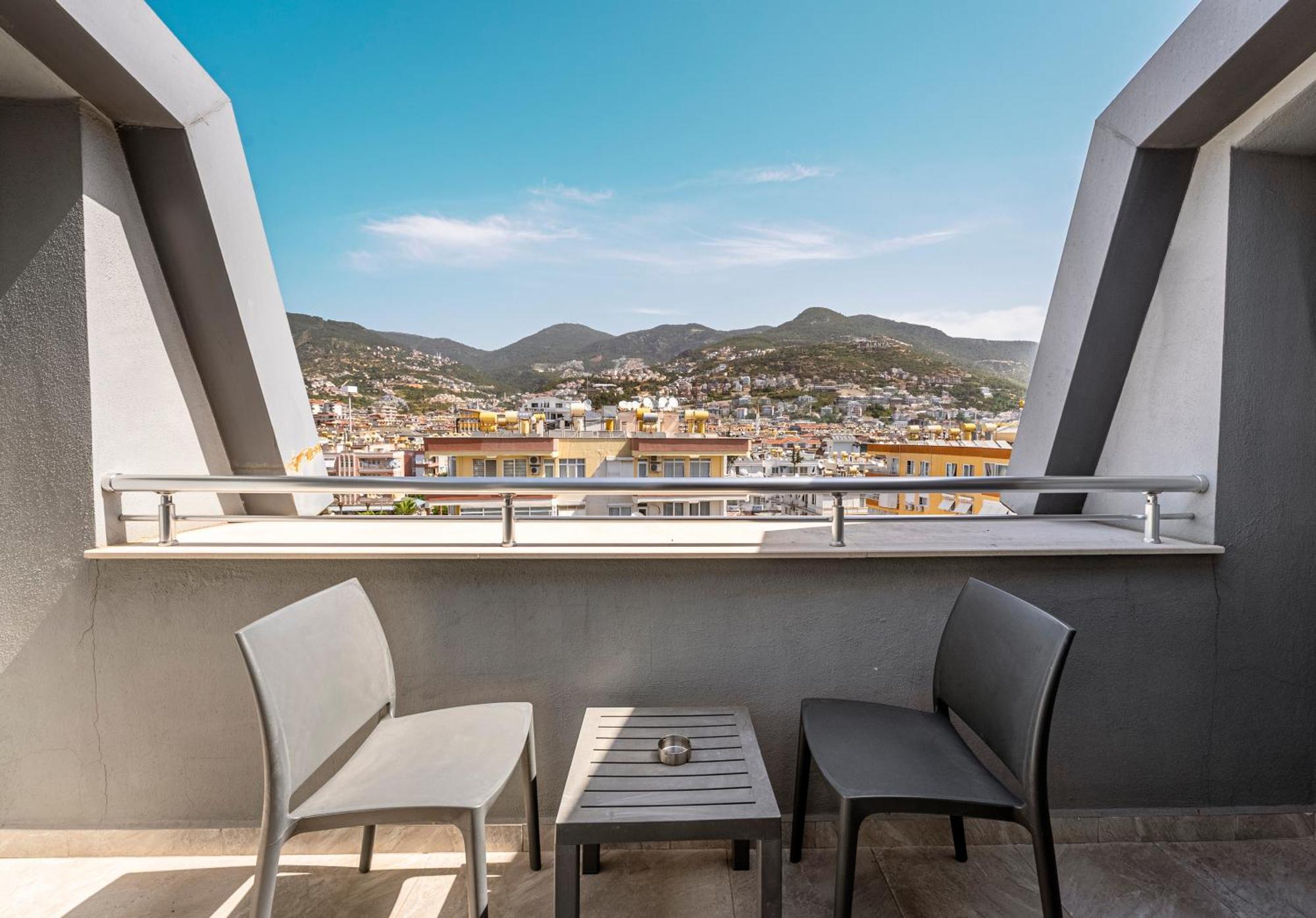 Hma & Alanya