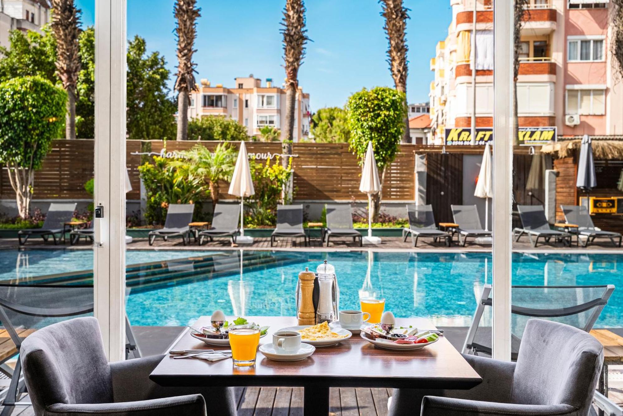 Aparthotel Hma &